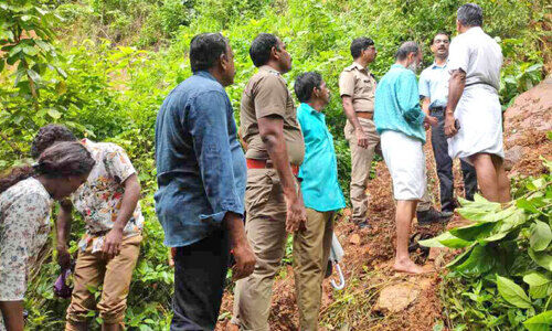 കു​റാ​ഞ്ചേ​രി മ​ല ആ​ശ​ങ്ക വേ​ണ്ട, വേണം ജാ​ഗ്ര​ത
