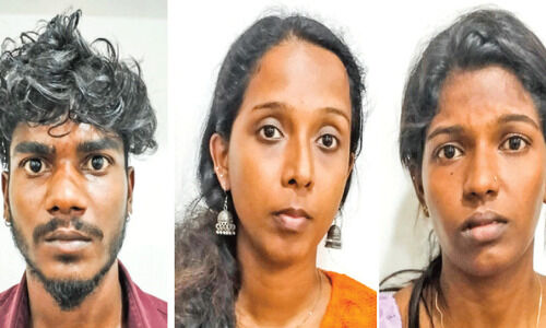 ഹണിട്രാപ്: വലപ്പാട് മൂന്നുപേർ അറസ്റ്റിൽ ഹണിട്രാപ്: വലപ്പാട് മൂന്നുപേർ അറസ്റ്റിൽ