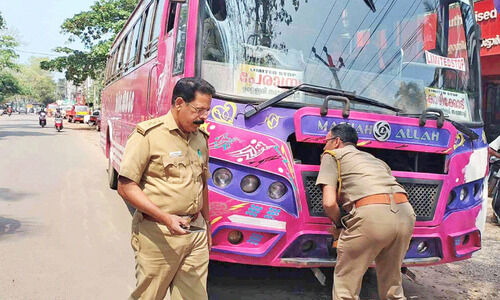 വാഹന പരിശോധന; 19 ബസുകൾക്കെതിരെ നടപടി വാഹന പരിശോധന; 19 ബസുകൾക്കെതിരെ നടപടി