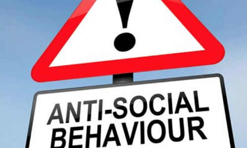 സഹികെട്ട്​ പൊലീസും... ആയൂർ ടൗണിൽ സാമൂഹികവിരുദ്ധശല്യം