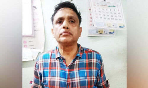 നൈജീരിയയിൽ ജോലി വാഗ്ദാനം ചെയ്ത് പണം തട്ടിയയാൾ പിടിയിൽ