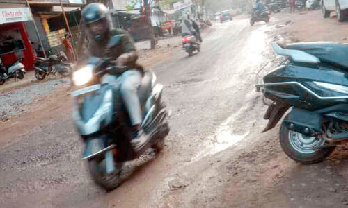 മേപ്പയൂർ-കൊല്ലം റോഡ് വികസനം നീളുന്നു; യാത്രക്കാർ ദുരിതത്തിൽ