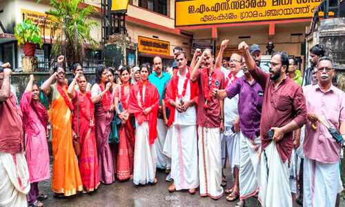 ഏ​ലം​കു​ളം ഗ്രാ​മപ​ഞ്ചാ​യ​ത്ത്‌; ഇ​ട​ക്കാ​ല​ത്ത് ന​ഷ്ട​മാ​യ ഭ​ര​ണം തി​രി​കെകി​ട്ടി​യ ആ​ഹ്ലാ​ദ​ത്തി​ൽ സി.​പി.​എം
