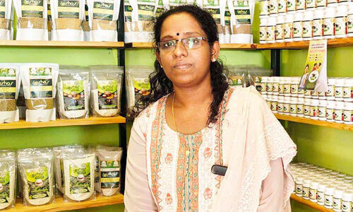 കൺമഷിയിൽ നിന്ന് മില്ലറ്റ് കഫേയിലേക്ക് വിജയപാത വെട്ടി ചഞ്ചല