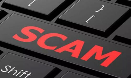 ഓൺലൈൻ തട്ടിപ്പ്; കൊല്ലം റൂറലിൽ നഷ്ടം 18 കോടി, തിരികെ കിട്ടിയത് 1.72 കോടി ഓൺലൈൻ തട്ടിപ്പ്; കൊല്ലം റൂറലിൽ നഷ്ടം 18 കോടി, തിരികെ കിട്ടിയത് 1.72 കോടി