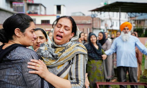 സ​മാ​ധാ​ന​ത്തോ​ടെ ജീ​വി​ക്കാ​നു​ള്ള അ​വ​കാ​ശം