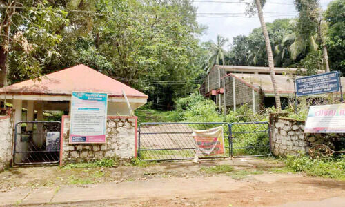 അ​ട​ഞ്ഞു കി​ട​ക്കു​ന്ന വി​രു​പ്പാ​ക്ക മി​ല്ലി​ന്​ മു​ന്നി​ൽ ഇ​ന്ന്​ പ​ട്ടി​ണി സ​മ​രം