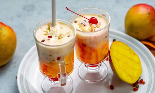 ചൂ​ടി​നെ ത​ണു​പ്പി​ക്കാ​ൻ മാം​ഗോ മ​സ്താ​നി