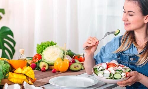 മഴക്കാലമാണ്, മണ്‍സൂണ്‍ ബ്ലൂസിനെ അകറ്റാന്‍ ഈ ഡയറ്റ് ശീലമാക്കാം