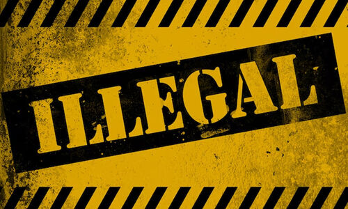 നി​യ​മ​വി​രു​ദ്ധ മീ​ൻ​പി​ടി​ത്തം; ര​ണ്ടു ബോ​ട്ടു​ക​ൾ ക​സ്റ്റ​ഡി​യി​ൽ