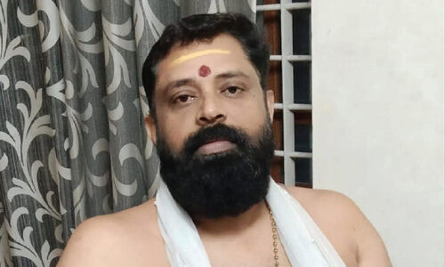 എസ്. ഹരീഷ് പോറ്റി ശബരിമല കീഴ്ശാന്തി