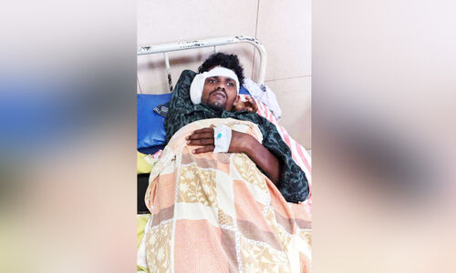 മദ്യ കുപ്പിയുടെ അടിയേറ്റ്​ യുവാവ് ചികിത്സയിൽ