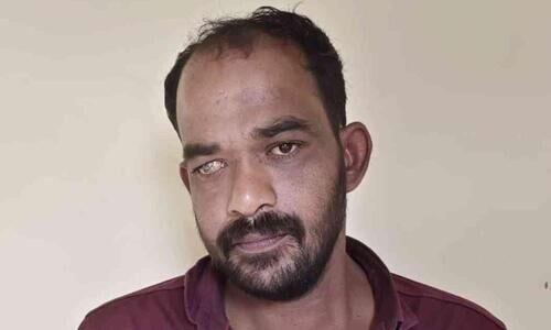 പണയ സ്വർണം എടുക്കാൻ വന്ന യുവതിയിൽനിന്നും പണം പിടിച്ചുപറിച്ച് സ്കൂട്ടറിൽ രക്ഷപ്പെട്ടയാൾ പിടിയിൽ