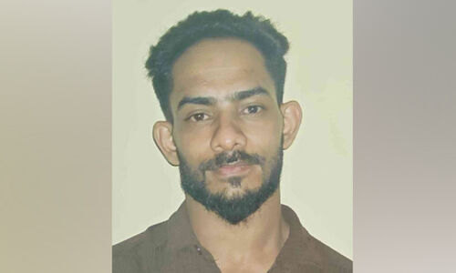 അൽത്താഫ് വധം; ജാമ്യത്തിൽ ഇറങ്ങി മുങ്ങിയ പ്രതി അറസ്റ്റിൽ അൽത്താഫ് വധം; ജാമ്യത്തിൽ ഇറങ്ങി മുങ്ങിയ പ്രതി അറസ്റ്റിൽ