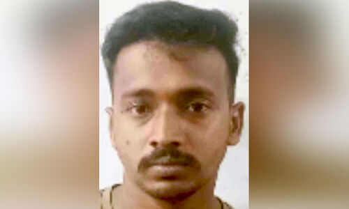 പോക്സോ കേസ്; യുവാവിന് മൂന്ന് വർഷം കഠിന തടവും 45000 രൂപ പിഴയും പോക്സോ കേസ്; യുവാവിന് മൂന്ന് വർഷം കഠിന തടവും 45000 രൂപ പിഴയും