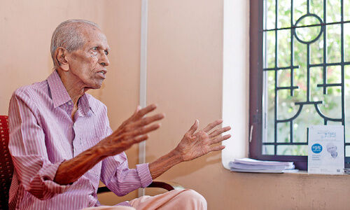 മ​ല​യാ​ള​ത്തിന്റെ സ്വ​ന്തം മാ​ഷ്