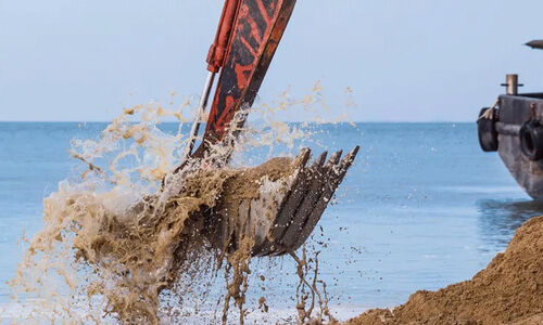 പു​ഴ​ക​ളി​ൽ​നി​ന്ന് മ​ണ​ൽ വാ​ര​ൽ: അ​നു​മ​തി വൈ​കും