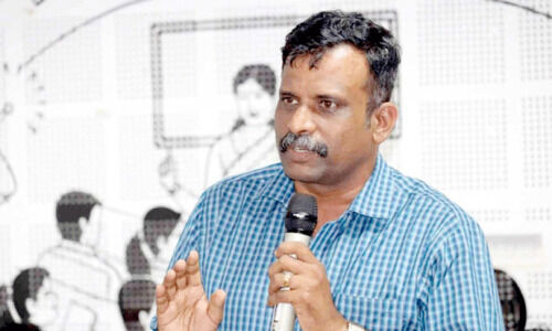 പുസ്തകമാണ് ലഹരി; സ്റ്റൈജു മാസ്റ്ററുടെ ‘പുസ്തക ചങ്ങാത്ത പദ്ധതി’ 100ലേക്ക് പുസ്തകമാണ് ലഹരി; സ്റ്റൈജു മാസ്റ്ററുടെ ‘പുസ്തക ചങ്ങാത്ത പദ്ധതി’ 100ലേക്ക്