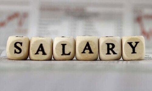 അ​രീ​ക്കോ​ട് എ.​ഇ.​ഒ ഉ​ത്ത​ര​വ് ഡി.​പി.​ഐ​യി​ലേ​ക്ക് കൈ​മാ​റി​യി​ല്ല; പ്രീ ​പ്രൈ​മ​റി ആ​യ​ക്ക് ശ​മ്പ​ളം ല​ഭി​ച്ചി​ട്ട് ര​ണ്ടു വ​ർ​ഷം പി​ന്നി​ടു​ന്നു