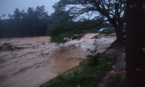ഉരുൾപൊട്ടൽ: നിലമ്പൂർ ചാലിയാറിൽനിന്ന് ആറ് മൃതദേഹങ്ങൾ കണ്ടെത്തി