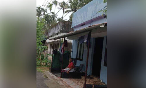 സുനാമി പുനരധിവാസ കേന്ദ്രം ദുരിതാവസ്ഥയിൽ സുനാമി പുനരധിവാസ കേന്ദ്രം ദുരിതാവസ്ഥയിൽ