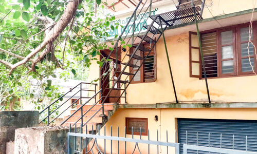 മ​ണ്ണൂ​ർ കൃ​ഷി​ഭ​വ​നി​ൽ കൃ​ഷി ഓ​ഫിസ​റി​ല്ല; ക​ർ​ഷ​ക​ർ വ​ല​യു​ന്നു