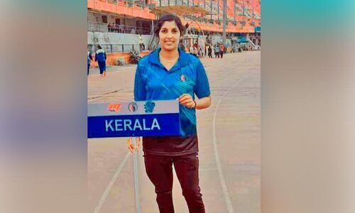 എന്നും ട്രാക്കിലെ താരമാണ് ഈ വീട്ടമ്മ