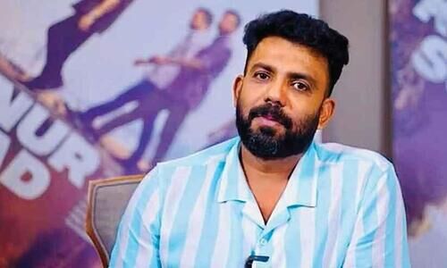 ‘ചുരുങ്ങിയത് സഹപ്രവർത്തകർക്ക് മുന്നിലെങ്കിലും ഞാൻ വെറുമൊരു കോമഡി താരം മാത്രമല്ല എന്ന് അറിയിക്കണമെന്ന് ആഗ്രഹിച്ചിരുന്നു’- അസീസ്