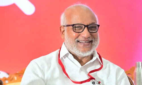 ‘‘ഇടതിന്റെ കാലം കഴിഞ്ഞിട്ടില്ല’’ ‘‘ഇടതിന്റെ കാലം കഴിഞ്ഞിട്ടില്ല’’