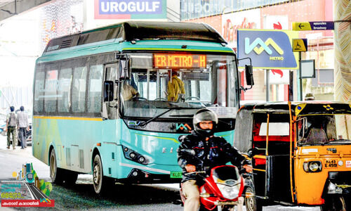 മുന്നോട്ട് ഓടാൻ ഇന്ധനമായി പദ്ധതികൾ മുന്നോട്ട് ഓടാൻ ഇന്ധനമായി പദ്ധതികൾ