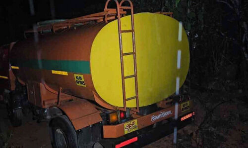 വ്യാജ നമ്പർ പ്ലേറ്റുമായി കക്കൂസ് മാലിന്യം തള്ളൽ; ടാങ്കർ ലോറി പിടികൂടി