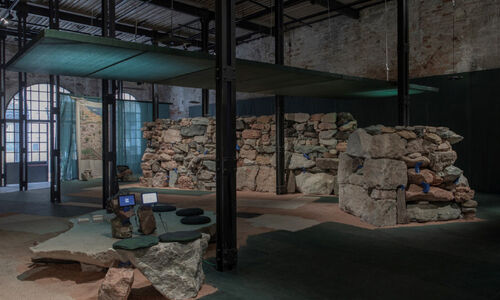 ബി​നാ​ലെ​യു​ടെ പ്ര​കൃ​തി പാ​ഠ​ങ്ങ​ൾ