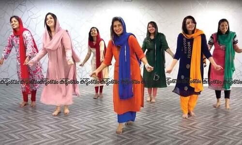 ‘രണ്ടേ രണ്ട് മണിക്കൂറിന്‍റെ തയാറെടുപ്പ്  -ജിൽ ജിൽ താളത്തിൽ പിറന്ന വൈറൽ ഡാൻസിന്‍റെ അണിയറക്കാരിതാ...