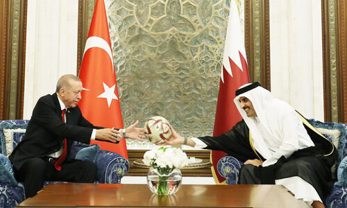 മെസ്സി ഒപ്പിട്ട ‘അൽ ഹിൽമ്’ പന്ത്; ഉർദുഗാന് ഖത്തർ അമീറിന്റെ സ്നേഹസമ്മാനം...