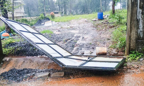 കാട്ടാന വിളയാട്ടത്തിൽ വിറച്ച് ചുണ്ടേൽ കാട്ടാന വിളയാട്ടത്തിൽ വിറച്ച് ചുണ്ടേൽ