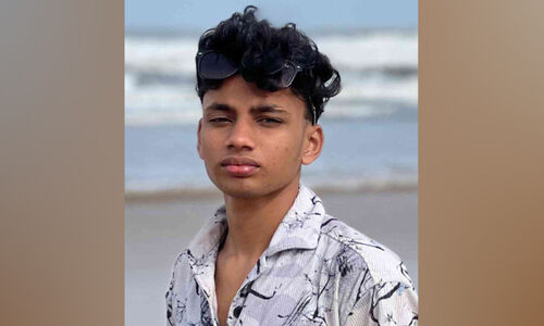 കുളത്തിൽ മുങ്ങിത്താഴ്ന്ന മൂന്ന് കുട്ടികളെ രക്ഷിച്ചു കുളത്തിൽ മുങ്ങിത്താഴ്ന്ന മൂന്ന് കുട്ടികളെ രക്ഷിച്ചു