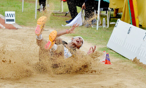 പൊന്നിനെന്ത് വില ! പൊന്നിനെന്ത് വില !