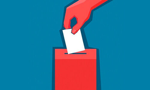 പ​ച്ച​ത്തുരുത്തി​െല ചുവപ്പാണോ തൃത്താല​?