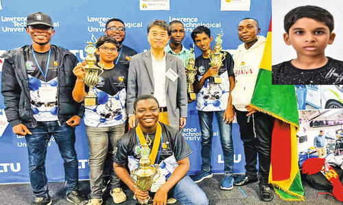 അന്താരാഷ്ട്ര റോബോട്ടിക്സ് ചാമ്പ്യൻഷിപ്; ഘാനക്കൊപ്പം തിളങ്ങി റിഹാൻ