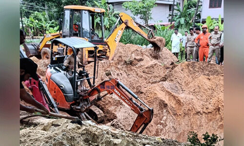അഴിയൂരിൽ കിണർ കുഴിക്കുന്നതിനിടെ മണ്ണിടിച്ചിൽ; ഒരു മരണം