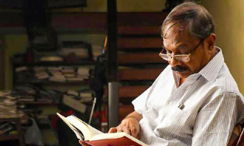 എഴുതാൻ ബാക്കിവെച്ച വാക്കുകൾ എഴുതാൻ ബാക്കിവെച്ച വാക്കുകൾ