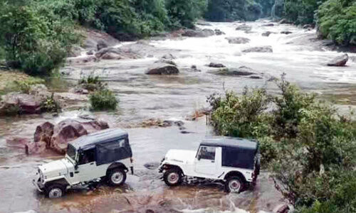 മാങ്കുളം; സഞ്ചാരികളുടെ ഇഷ്ടഭൂമി