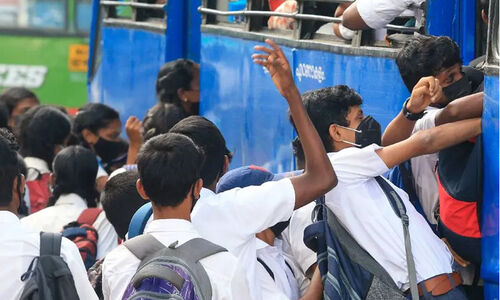 വിദ്യാർഥികളുടെ യാത്രാനിരക്കിളവ്: സർക്കാറിന്​ മുന്നിൽ രണ്ട്​ റി​പ്പോർട്ടുകൾ