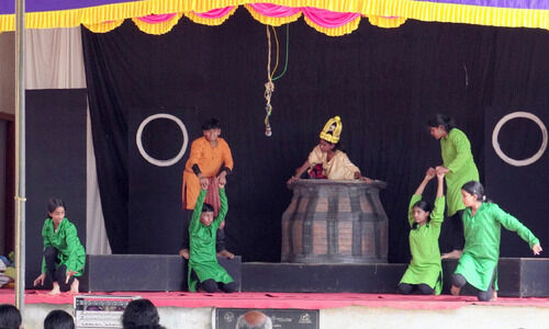 ഒ​ന്നേ ഉ​ണ്ടാ​യി​രു​ന്നു​ള്ളൂ; എ​ന്നി​ട്ടും മ​ന​സ്സ് നി​റ​ച്ച് നാ​ട​കം