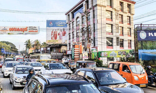 എ​ൽ.​ഡി.​എ​ഫ് ന​ൽ​കു​ന്ന പ​ട്ടി​ക​യി​ൽ പ്ര​ഥ​മ സ്ഥാ​ന​ത്ത് മാ​ന​ത്തു​മം​ഗ​ലം ബൈ​പ്പാ​സ്