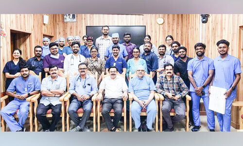 ഗവ. മെഡിക്കൽ കോളജിൽ നൂതന സാങ്കേതിക വിദ്യയിലൂടെ എട്ടുപേർക്ക് ഹൃദയ ശസ്ത്രക്രിയ; ചികിത്സാരീതി സംസ്ഥാനത്തെ മെഡിക്കൽ കോളേജുകളിൽ ഇതാദ്യം ഗവ. മെഡിക്കൽ കോളജിൽ നൂതന സാങ്കേതിക വിദ്യയിലൂടെ എട്ടുപേർക്ക് ഹൃദയ ശസ്ത്രക്രിയ; ചികിത്സാരീതി സംസ്ഥാനത്തെ മെഡിക്കൽ കോളേജുകളിൽ ഇതാദ്യം