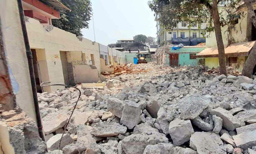 കൊ​യി​ലാ​ണ്ടി താ​ലൂ​ക്കാ​ശു​പ​ത്രി; പേ​വാ​ർ​ഡു​ക​ൾ പു​ന​ർ​നി​ർ​മി​ക്കാ​ൻ ന​ട​പ​ടി​യി​ല്ല