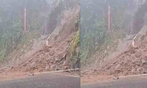 താമരശ്ശേരി ചുരത്തിൽ ശക്തമായ മഴയും മണ്ണിടിച്ചിലും, ഗതാഗതം പൂർണമായി നിരോധിച്ചു താമരശ്ശേരി ചുരത്തിൽ ശക്തമായ മഴയും മണ്ണിടിച്ചിലും, ഗതാഗതം പൂർണമായി നിരോധിച്ചു