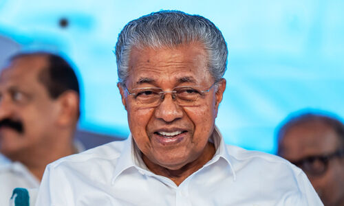 ‘പ്രത്യാശയുടെ പ്രകാശത്തെ തടുത്തു നിര്‍ത്താന്‍ ഒരു പ്രതിബന്ധത്തിനും സാധിക്കില്ല’; ഈസ്റ്റര്‍ ആശംസകളുമായി മുഖ്യമന്ത്രി