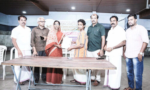 വർഷങ്ങളുടെ കാത്തിരിപ്പ്;  താഴേക്കോട് ആദിവാസികൾക്ക് വ്യക്തിരേഖയായി